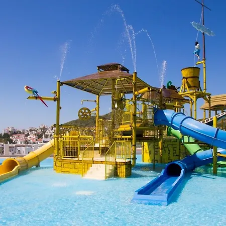 Carema Garden Village * Playas De Fornells